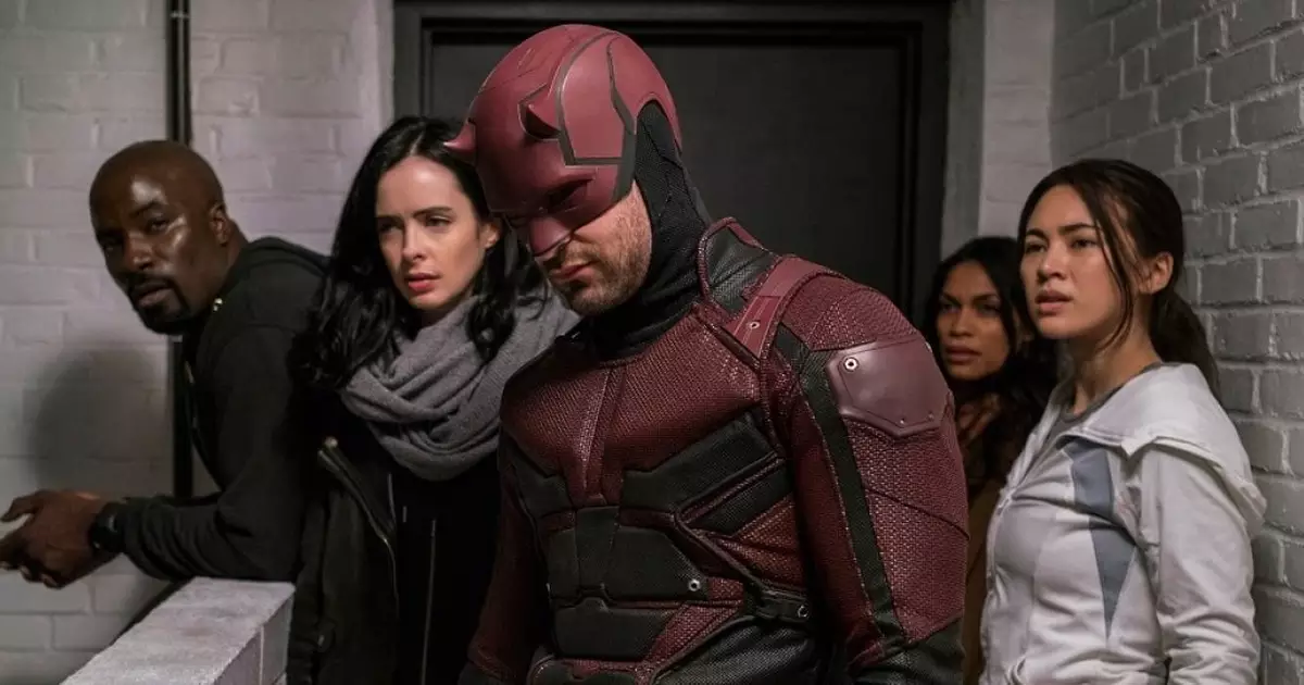 Charlie Cox, Krysten Ritter e Finn Jones no painel da Marvel na New York Comic Con